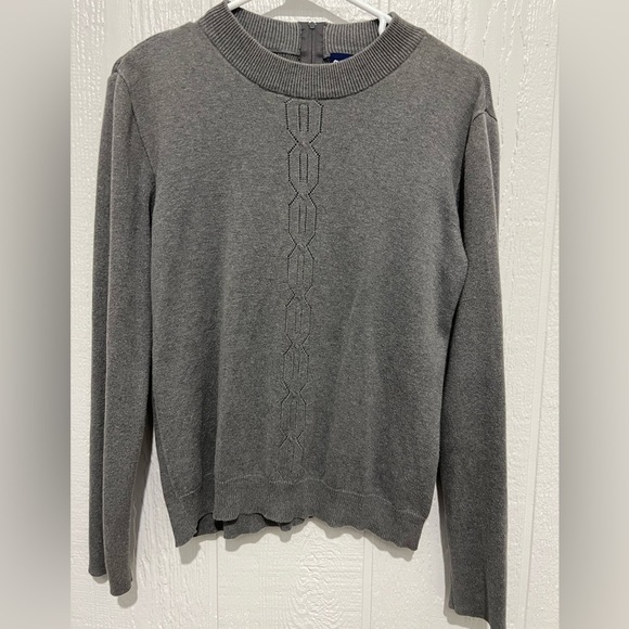 GAP Sweaters - GAP size medium lightweight sweater ling sleeve gray